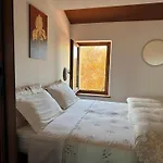 In An 1800s Frescoed With Panoramic Solarium And Historic Park - Mastrangelo Panzió 4*