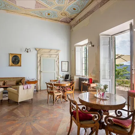 Bed and Breakfast In An 1800s Frescoed With Panoramic Solarium And Historic Park - Mastrangelo Colli del Tronto