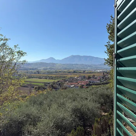 In An 1800s Frescoed With Panoramic Solarium And Historic Park - Mastrangelo Bed and Breakfast 4*